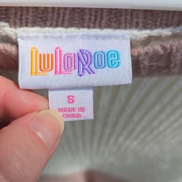 LuLaRoe Mariah White and Pink Sweater Small - Picture 2 of 6